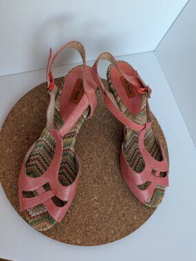 Miz Mooz leather Wedge Sandal. Woven insole . Size 8.5. Coral